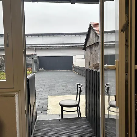 Einzelzimmer 2 Work - Suhitha's Gaestehaus Villingen-schwenningen *